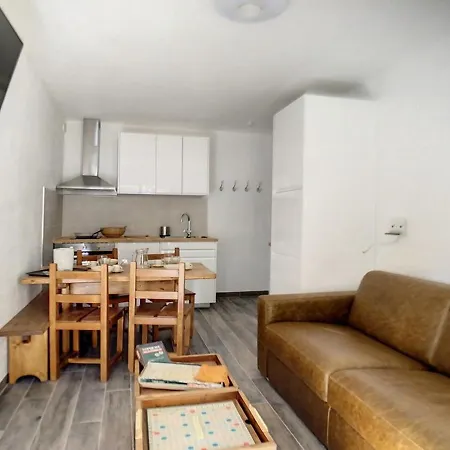 Apartment Renove, 4 Pers, Proche Des Pistes, Parking Gratuit - Fr-1-344-958 Saint-Martin-de-Belleville